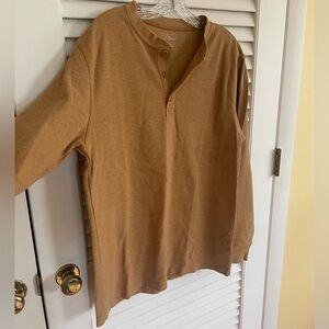 Men’s Medium L.L. Bean Henley